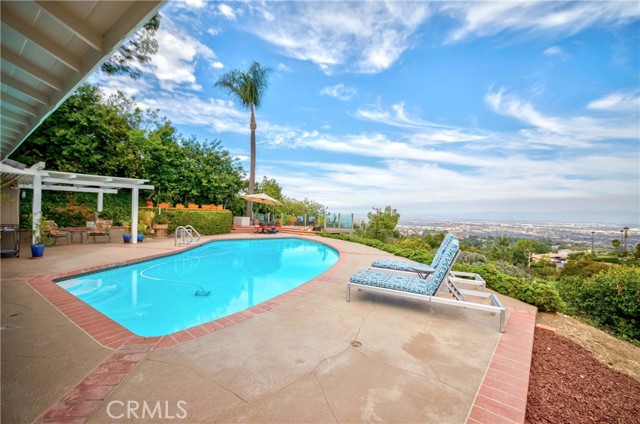 27 Stallion Road, Rancho Palos Verdes, California 90275, 4 Bedrooms Bedrooms, ,1 BathroomBathrooms,Residential,Sold,Stallion,SB21223065