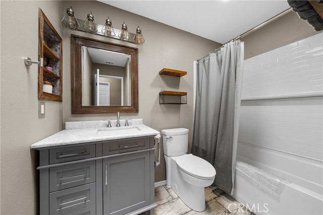 7684 Oakwood Ave, Hesperia, CA 92345 photo 47