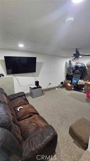 929 E Elizabeth Street, Barstow CA: https://media.crmls.org/medias/b3982a0b-3835-40ab-94db-9a34422f4fe0.jpg