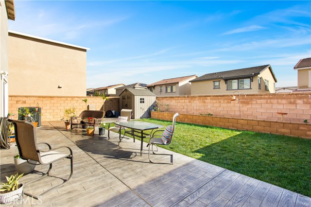 Detail Gallery Image 30 of 41 For 8476 Perada, Jurupa Valley,  CA 92509 - 4 Beds | 2/1 Baths