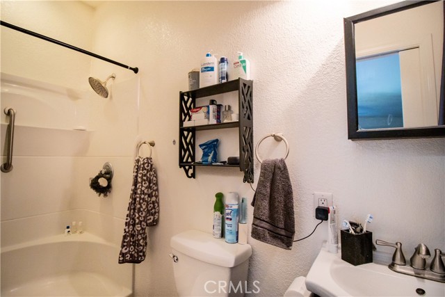 Detail Gallery Image 33 of 41 For 28846 Highway 190, Porterville,  CA 93257 - 3 Beds | 2/1 Baths