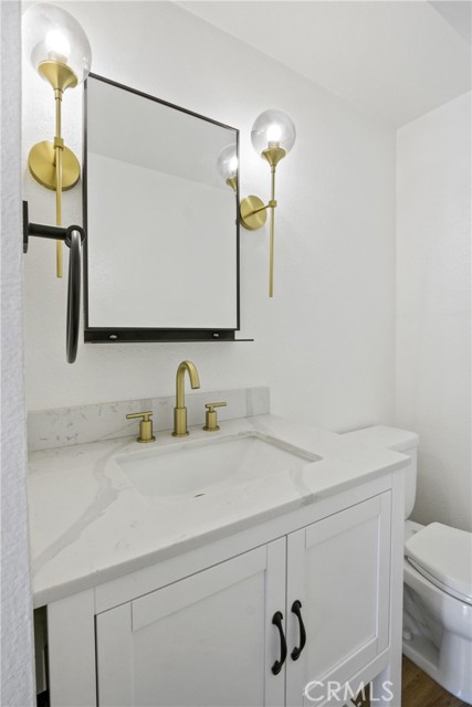 26398 Waterford Circle, Lake Forest CA: https://media.crmls.org/medias/b39a9200-9361-43b6-a66d-4515649c0f17.jpg
