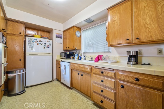 Detail Gallery Image 15 of 40 For 429 Carnation Ave, Corona Del Mar,  CA 92625 - – Beds | – Baths