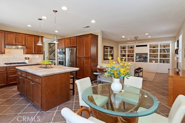 30807 Hillcrest Drive, Temecula CA: https://media.crmls.org/medias/b39b3076-fa9a-4f31-afca-20001ddd7744.jpg