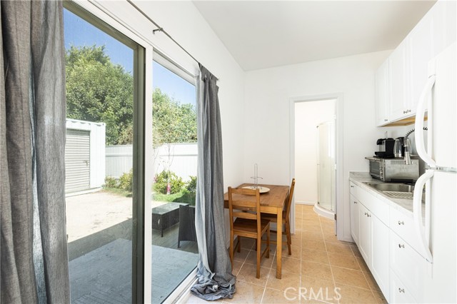 Detail Gallery Image 4 of 11 For 8561 Orion Ave #1,  North Hills,  CA 91343 - 0 Beds | 1 Baths