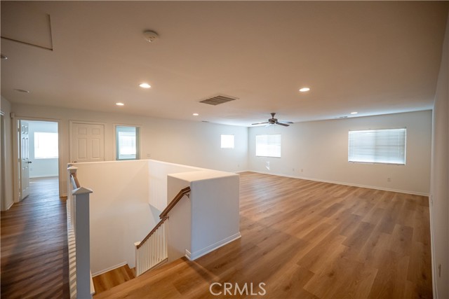 Image 14 of 28 For 1886 Spring White Rd