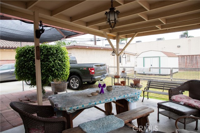 7414 Dinsdale Street, Downey CA: https://media.crmls.org/medias/b39c2c7a-0dd1-476e-b2ba-a3a31e636221.jpg