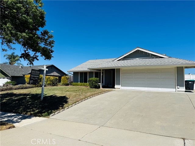 15673 Rolling Ridge Drive, Chino Hills CA: https://media.crmls.org/medias/b39c5e9b-a7b9-459e-8631-1e72478f30ef.jpg