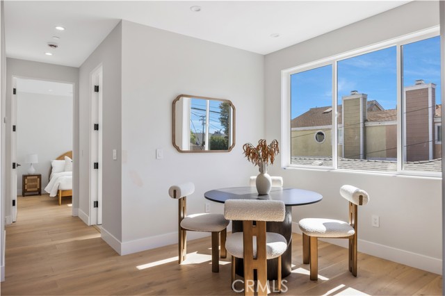 2405 Mathews Avenue, Redondo Beach CA: https://media.crmls.org/medias/b39c6d14-f67b-4dd0-a18f-052f787fe71d.jpg