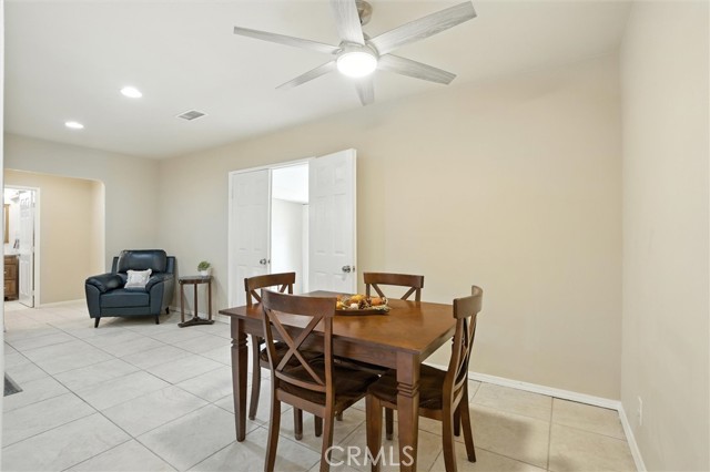 2709 W 109th Street, Inglewood CA: https://media.crmls.org/medias/b39cecbf-f52f-41ad-a70b-d24b98db36c3.jpg