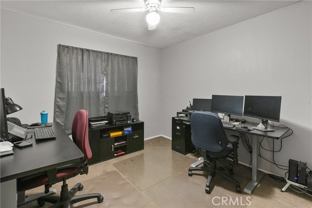 2466 Royal Avenue, Simi Valley CA: https://media.crmls.org/medias/b39e26f1-eb51-4002-af1e-3baf6d3eb17b.jpg