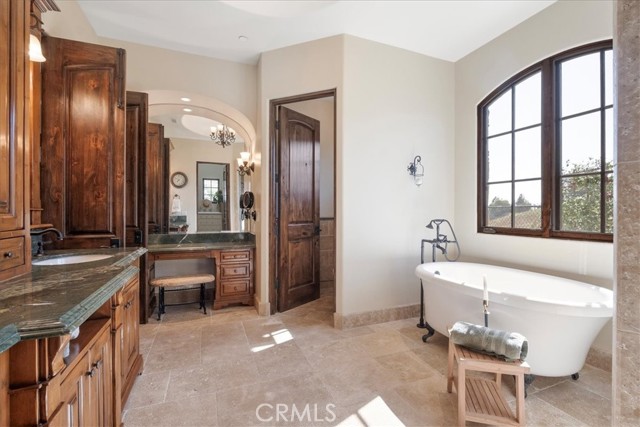 Detail Gallery Image 29 of 72 For 1470 via Chaparral, Fallbrook,  CA 92028 - 7 Beds | 5/2 Baths