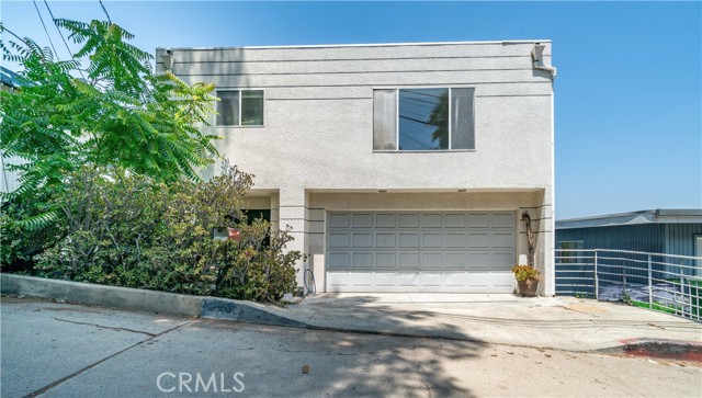728 Quail Drive, Los Angeles CA: https://media.crmls.org/medias/b39e7cb5-2ae4-4b8a-8a45-bd6d9044892c.jpg