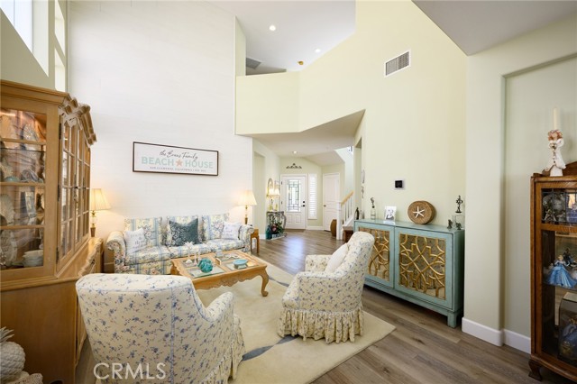 14 Chapital, San Clemente CA: https://media.crmls.org/medias/b39eaf45-708d-48a6-9ad0-629374041d39.jpg