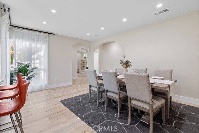 Detail Gallery Image 9 of 47 For 12426 Idaho Ave, Los Angeles,  CA 90025 - 3 Beds | 3 Baths