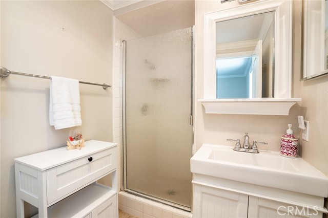 Detail Gallery Image 22 of 48 For 16381 Ace Ln, Huntington Beach,  CA 92649 - 3 Beds | 2 Baths