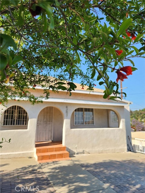 4297 Moonstone Drive, Los Angeles CA: https://media.crmls.org/medias/b39f9790-aa2e-45cd-ba40-88b7f99ab289.jpg
