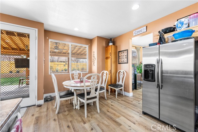 Detail Gallery Image 15 of 50 For 5522 Lighthouse Ln, Palmdale,  CA 93552 - 6 Beds | 3 Baths