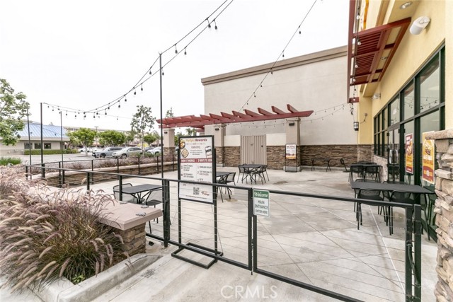 0, Long Beach CA: https://media.crmls.org/medias/b3a086ef-32a6-4af7-93ba-f5ad104d3b40.jpg