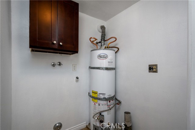 11263 Knott Avenue, Cypress CA: https://media.crmls.org/medias/b3a0936e-8ded-4064-a448-f7c911bbe804.jpg