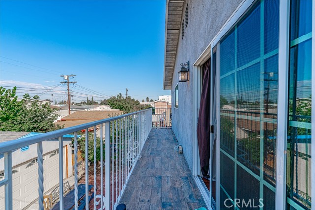 Detail Gallery Image 23 of 49 For 1435 W 50th St, Los Angeles,  CA 90062 - 5 Beds | 2/2 Baths