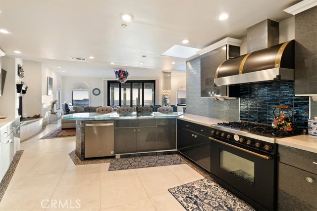 Detail Gallery Image 17 of 59 For 2090 Sherwood, Cambria,  CA 93428 - 4 Beds | 4/1 Baths