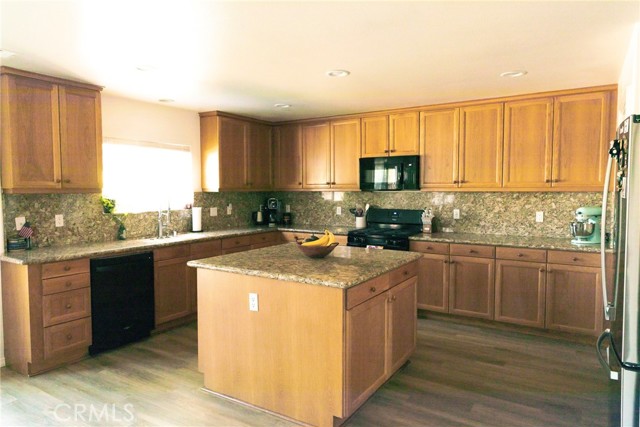 2304 Latigo Court, Paso Robles CA: https://media.crmls.org/medias/b3a0ede5-e477-443f-9a5f-27af9efd13a8.jpg