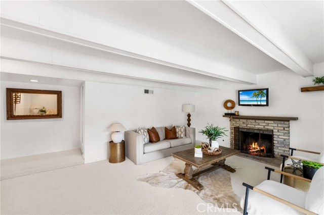 Detail Gallery Image 12 of 30 For 13402 Wheeler, North Tustin,  CA 92705 - 4 Beds | 3 Baths