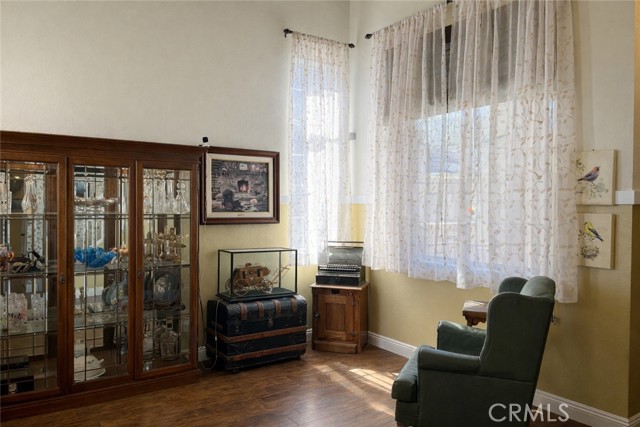 Detail Gallery Image 6 of 40 For 30420 Sequoia Ct, Castaic,  CA 91384 - 5 Beds | 3 Baths