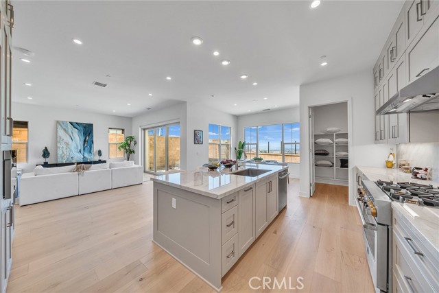 104 Eversedge, Irvine CA: https://media.crmls.org/medias/b3a32ca3-6f56-45ce-afab-a0e8ed391b52.jpg