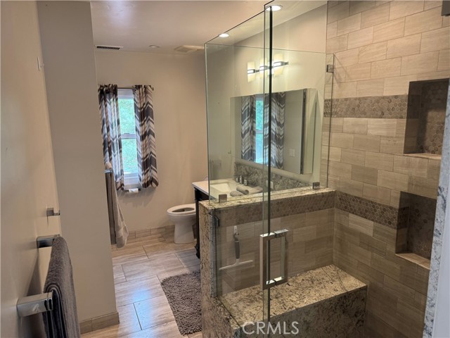 30724 CALLE RESPLENDOR, San Juan Capistrano CA: https://media.crmls.org/medias/b3a39c4a-6e67-4225-ace4-9e3339dd3448.jpg