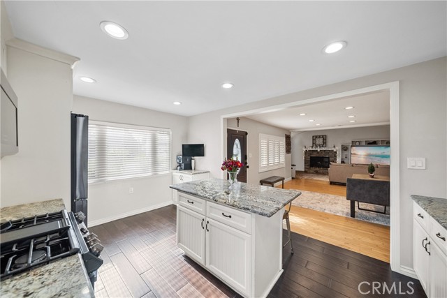 Detail Gallery Image 11 of 52 For 3805 W 180th Place, Torrance,  CA 90504 - 4 Beds | 3 Baths