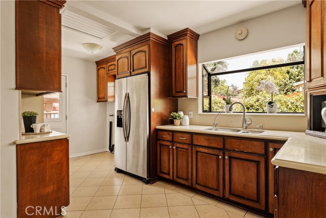 3848 Boyce Avenue, Los Angeles CA: https://media.crmls.org/medias/b3a40a8f-1001-424a-89f7-e9e2a4c4e4de.jpg