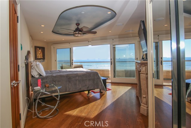 Detail Gallery Image 18 of 34 For 88 a Surfside, Surfside,  CA 90740 - 3 Beds | 3/1 Baths