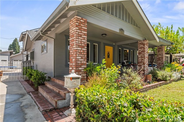 Detail Gallery Image 30 of 40 For 3909 Oakwood Pl, Riverside,  CA 92506 - 4 Beds | 3 Baths