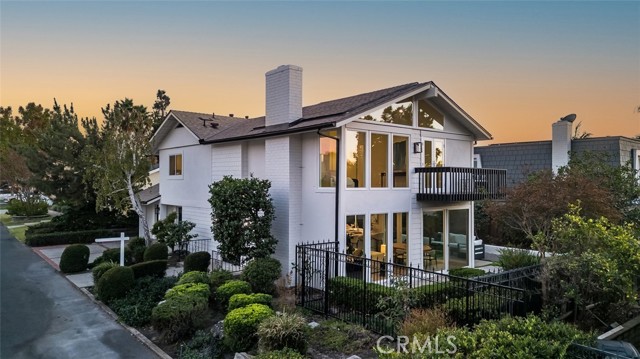 Detail Gallery Image 1 of 35 For 22783 Islamare Ln, Lake Forest,  CA 92630 - 3 Beds | 2/1 Baths