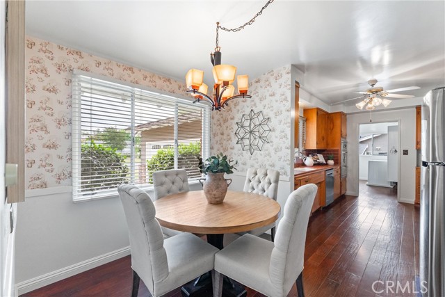8333 Calmosa Avenue, Whittier CA: https://media.crmls.org/medias/b3a557a6-16b8-404e-95fe-a944f8a7be40.jpg