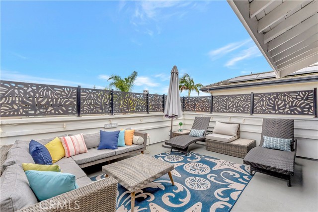Detail Gallery Image 49 of 55 For 1916 Pine St, Huntington Beach,  CA 92648 - 4 Beds | 3 Baths