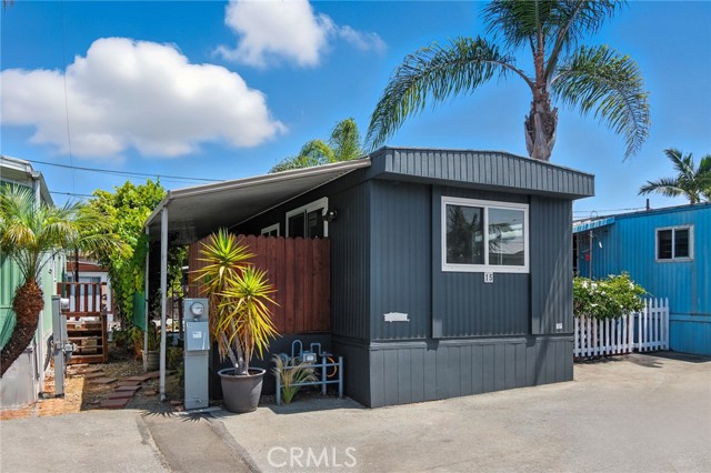 Detail Gallery Image 1 of 14 For 20550 Earl St #15,  Torrance,  CA 90503 - 1 Beds | 1 Baths