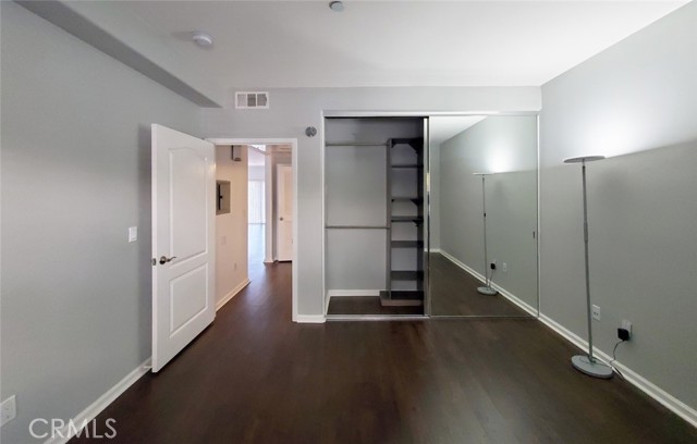 Detail Gallery Image 19 of 31 For 3401 S Bentley Ave #203,  Los Angeles,  CA 90034 - 2 Beds | 2 Baths