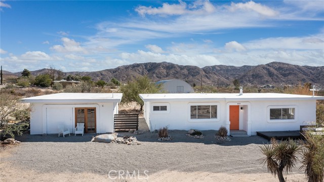 Detail Gallery Image 1 of 1 For 8785 Desert Willow, Morongo Valley,  CA 92256 - 2 Beds | 2 Baths