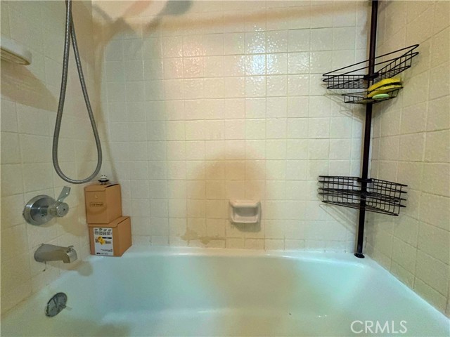 Detail Gallery Image 25 of 50 For 4177 Manhattan Beach Blvd., Lawndale,  CA 90260 - 3 Beds | 3 Baths