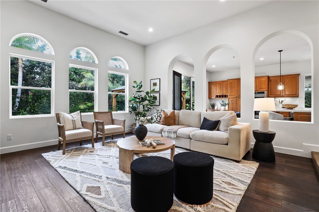 MLS #OC25229968 image #6