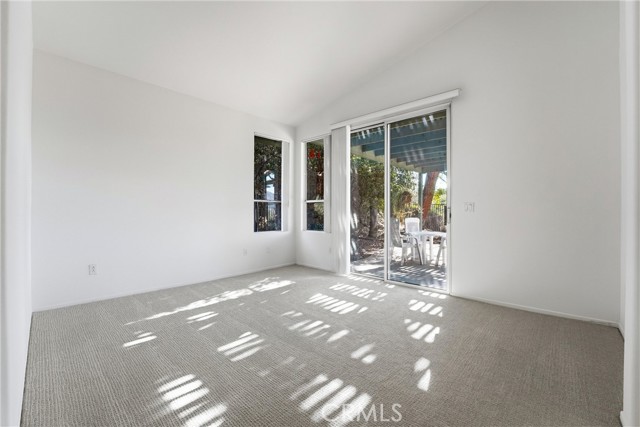 Image 24 of 67 For 31545 Via Cordoba