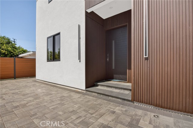 Front Image Thumbnail for CRGD26175608