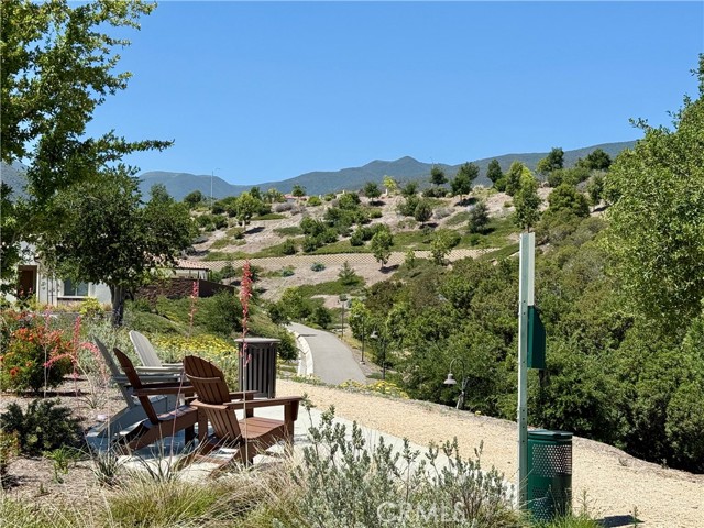 2454 Nova Way, Corona CA: https://media.crmls.org/medias/b3a8c8c2-6974-4371-8b74-eb0f6c34e8d3.jpg