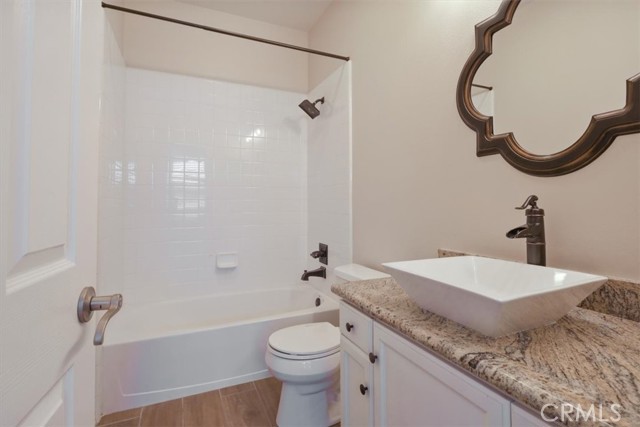 Detail Gallery Image 15 of 37 For 27086 Maple Tree Ct, Valencia,  CA 91381 - 4 Beds | 3 Baths