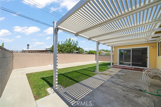 Detail Gallery Image 4 of 23 For 513 W Shadwell St, Carson,  CA 90745 - 3 Beds | 2 Baths