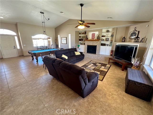 Image 3 of 37 For 915 Beach Drive