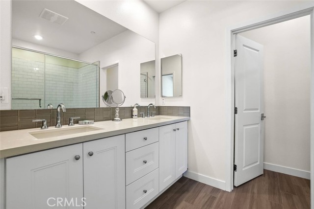 Detail Gallery Image 15 of 28 For 985 Doheny Way, Dana Point,  CA 92629 - 2 Beds | 2/1 Baths